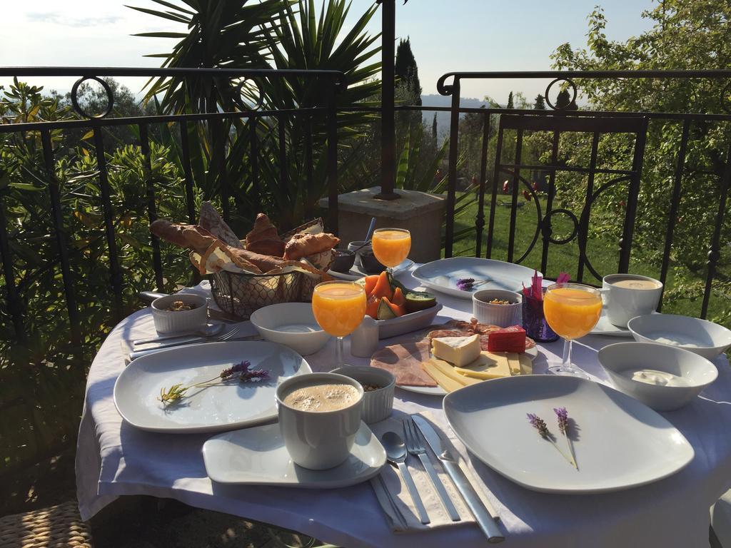 トゥレット・シュル・ルー Les 4 Elements Bed & Breakfast エクステリア 写真